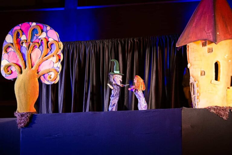 La acogida a la agenda cultural del Patio de Comedias de Torralba vuelve a cifras prepandémicas