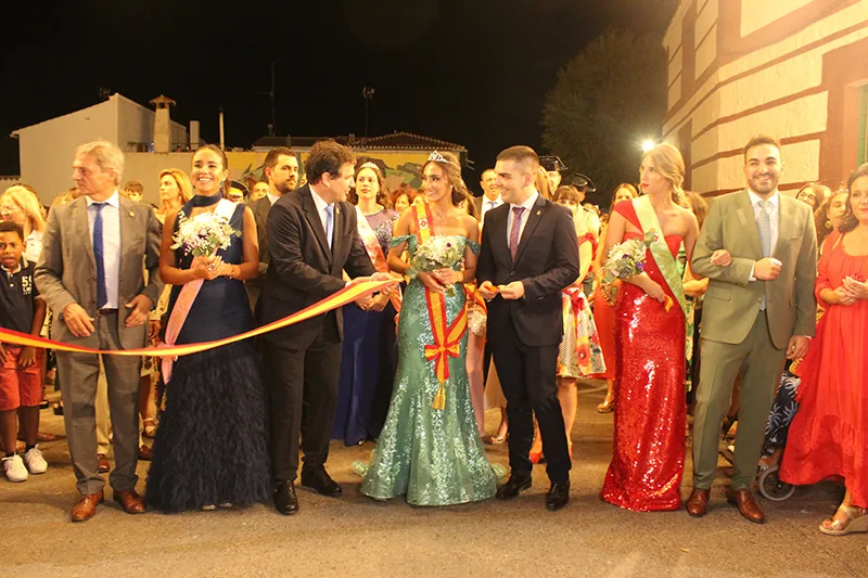 Jesús Barrajón inaugura la Feria y Fiestas de Almagro, evocando su niñez en una feria multicolor