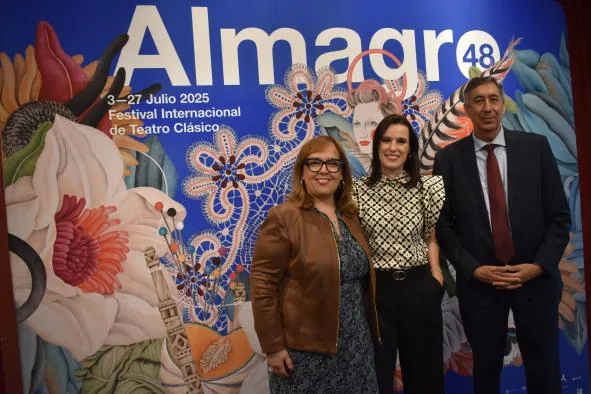 El Gobierno regional reitera su apoyo al Festival Internacional de Teatro Clásico de Almagro y se une a la producción de la obra de Ana Vélez.