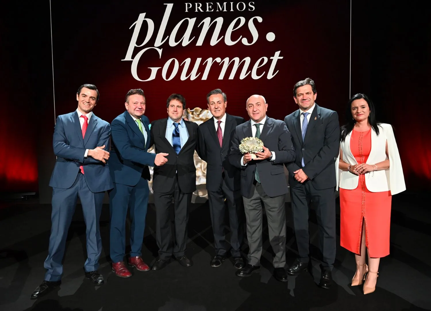 Venari recibe el premio al mejor proyecto de formación gastronómica en los I premios Planes Gourmet de Mediaset - FOTO 2 PREMIO PLANES GOURTMET