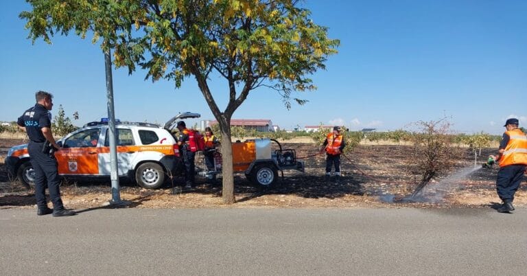 Intervención Rápida Controla Incendio en Finca Rústica en Almagro