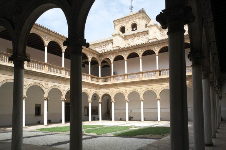 Magnate de Quirón transformará convento de Almagro en centro de formación sanitaria