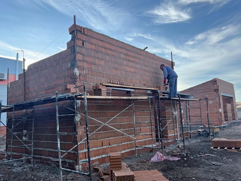 Inician obras del Centro de Protección Felina en Almagro para colonias de gatos urbanos. - 583078004 907323938288287 2921789840108427349 n
