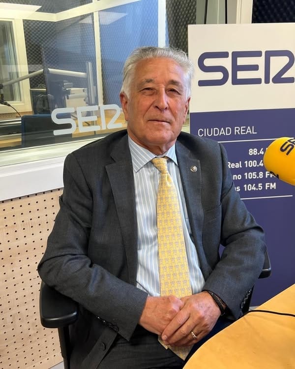 Entrevista al Alcalde Francisco Ureña en La Puerta de Alcaldía de Cadena SER Ciudad Real - 586665037 18232165960305421 8447404655705875391 n