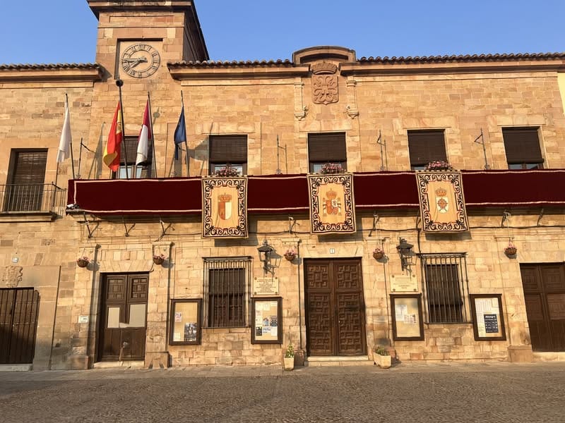 Corrección de Convocatoria para Carpintero en Almagro: Ampliación de Plazo para Solicitudes - 590595975 916680017352679 6079519921887504188 n