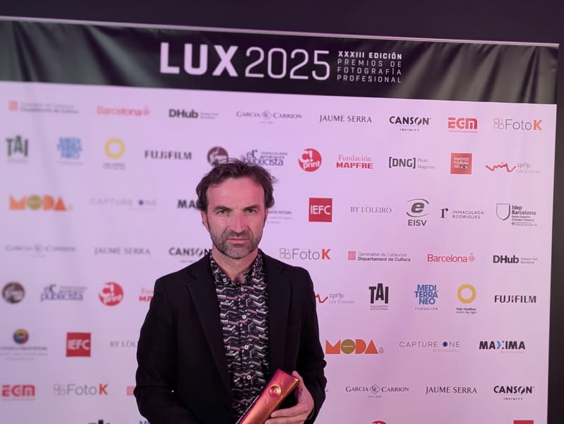 Juan Palomino gana su quinto premio LUX por su reencuentro fotográfico en Almagro - 592695203 922553690098645 5714859729460840921 n