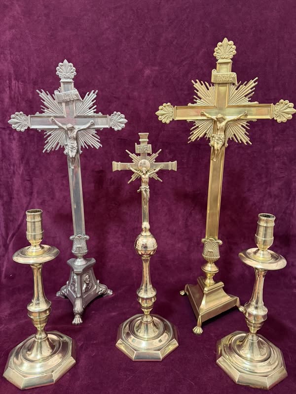 La Hermandad Recupera Enseres Robados en San Juan Bautista, Almagro 1 La Hermandad Recupera Enseres Robados en San Juan Bautista, Almagro - 600242895 1295561799281500 3869872874569150935 n