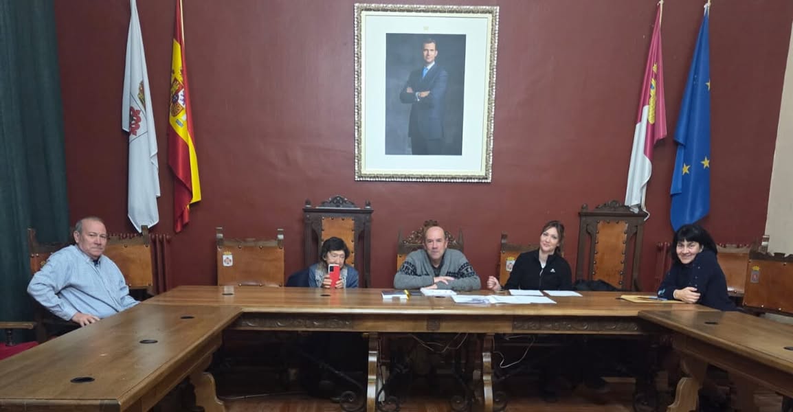 Almagro impulsa regulación de colonias de gatos para mejorar su gestión y protección. 1 Almagro impulsa regulación de colonias de gatos para mejorar su gestión y protección. - 623369453 964438309243516 3965619989397974708 n