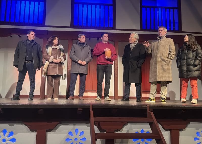 Fundación Siglo de Oro: Entrega solidaria y teatro en Almagro