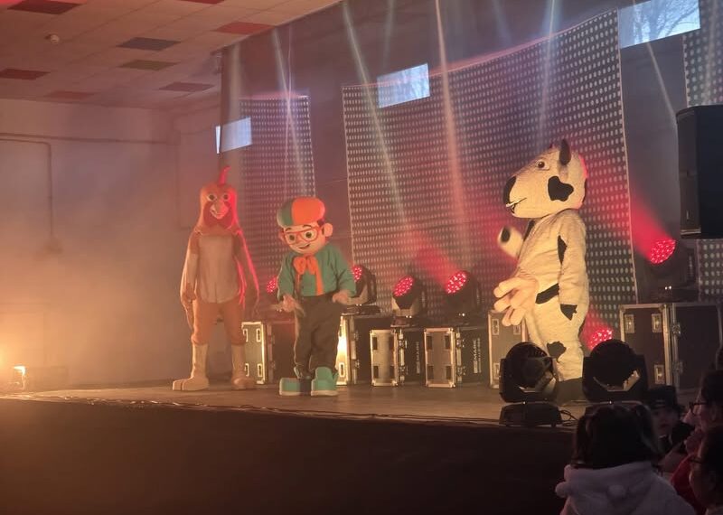 Espectáculo Infantil «Las Guerreras K-Pop» Conquista el Carnaval en El Silo