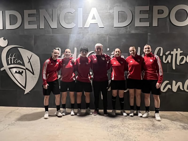 Las Chicas de Fútbol Sala Listas para Competir en el CESA en Salou - 637543984 980979197589427 4872358015601899352 n