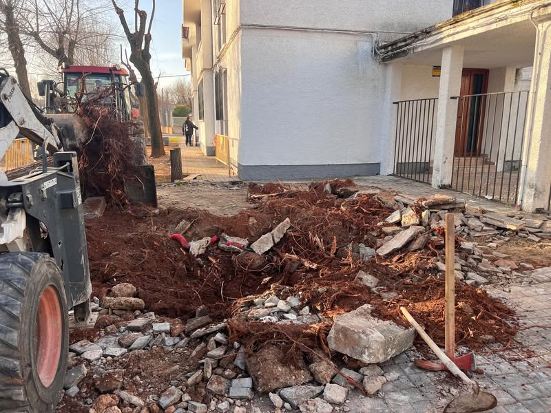 Almagro mejora seguridad y accesibilidad en sus calles principales - 641432137 986958833658130 2112130314174487728 n