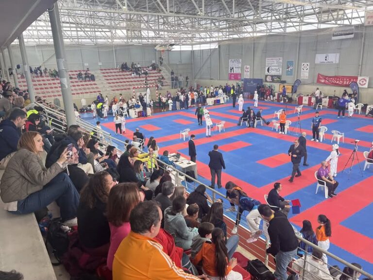 Evento Deportivo en Almagro: Momentos Destacados Capturados en Imágenes