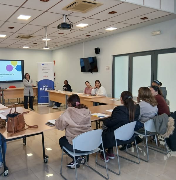 Taller de Equivalencia de Títulos en España: Impulso a Nuevas Oportunidades Laborales 1 Taller de Equivalencia de Títulos en España: Impulso a Nuevas Oportunidades Laborales - 645894529 991846953169318 5082990487770222369 n