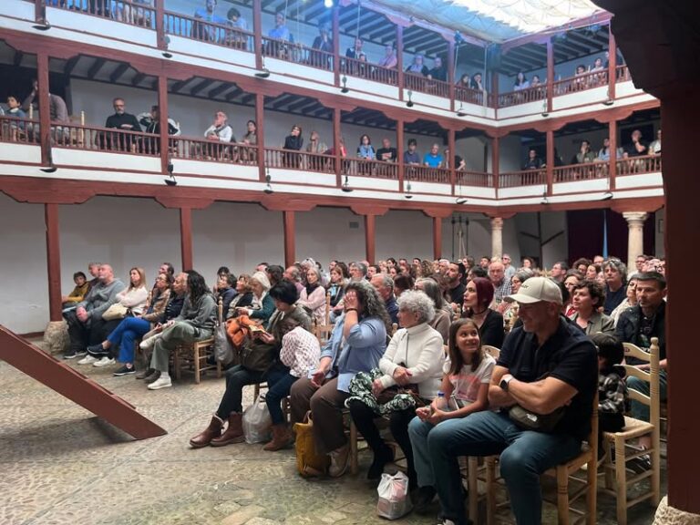 Almagro: Éxito Turístico en Semana Santa, Patrimonio y Cultura Atraen Multitudes