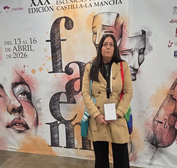 La Concejala de Cultura de Almagro Explora Nuevas Propuestas en Feria Escénica de Albacete