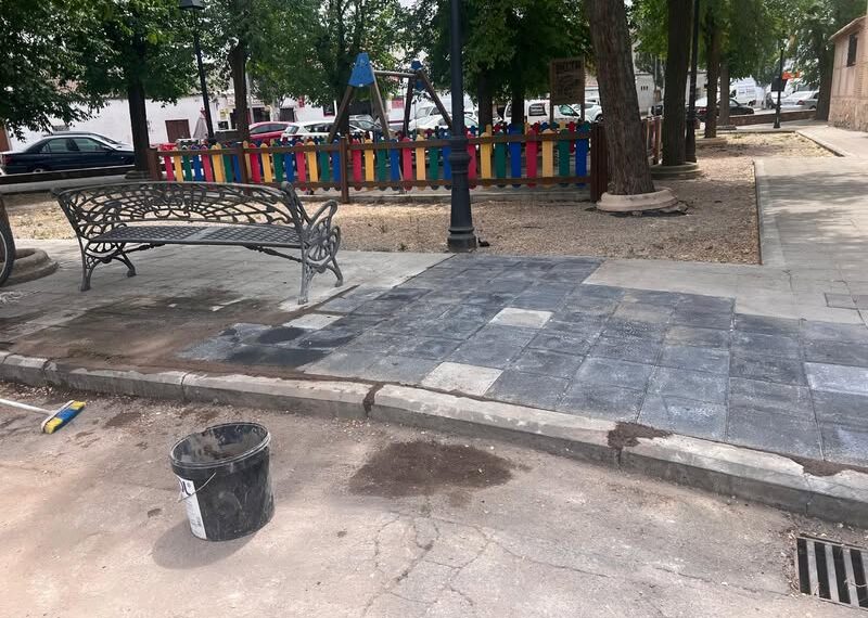 Mejoras en el entorno de la ermita de San Juan aseguran acceso y seguridad