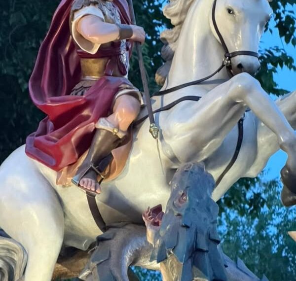 Celebración de San Jorge reúne a Almagro en fiesta tradicional