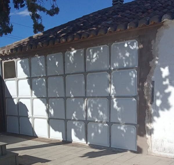 Nuevo Espacio en el Cementerio de Almagro con 28 Nichos Sencillos Construidos